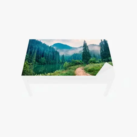 Chapa adhesiva para mesa y escritorio amanecer brumoso en Lacu Rosu – Pixers®