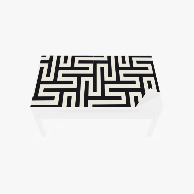 Chapa adhesiva para mesa y escritorio patrón geométrico de laberinto en tonos crema y negro