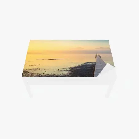 Chapa adhesiva para mesa y escritorio muelle hacia el horizonte dorado – Pixers®