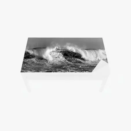 Chapa adhesiva para mesa y escritorio olas rompiendo en blanco y negro – Pixers®