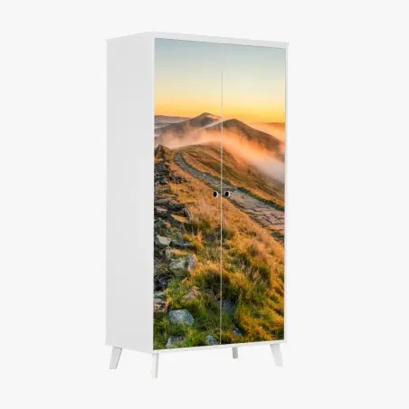 Pegatina para armario amanecer en la cresta neblinosa – Pixers®