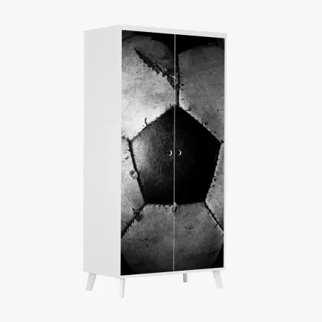 Pegatina para armario balón de fútbol desgastado en blanco y negro – Pixers®