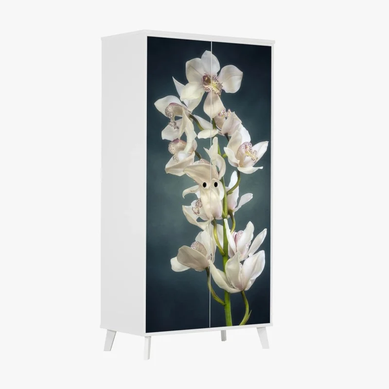 Pegatina para armario orquídeas blancas sobre fondo oscuro