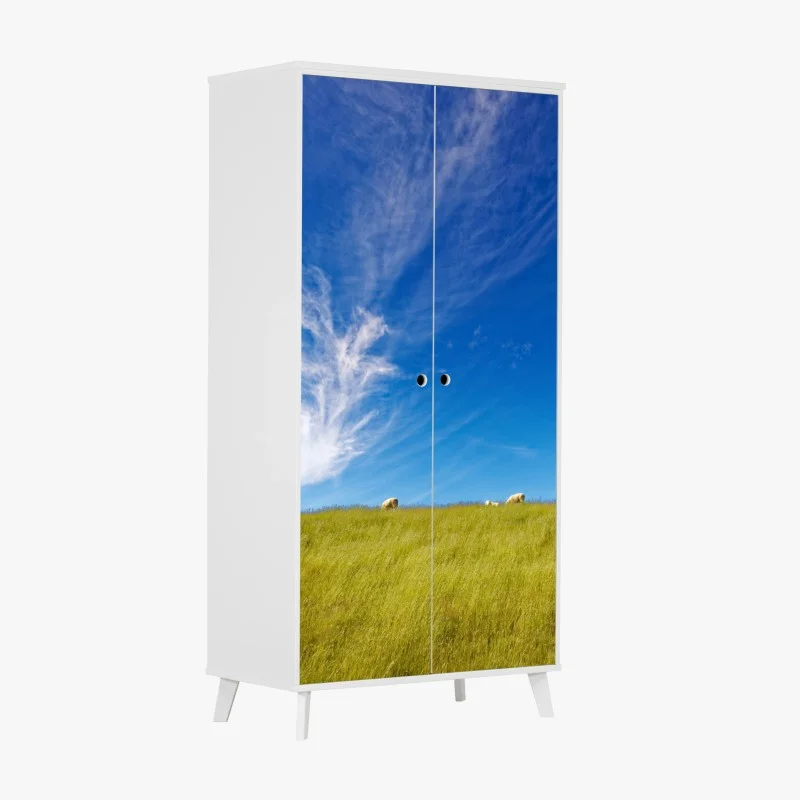 Pegatina para armario pradera serena bajo un cielo azul