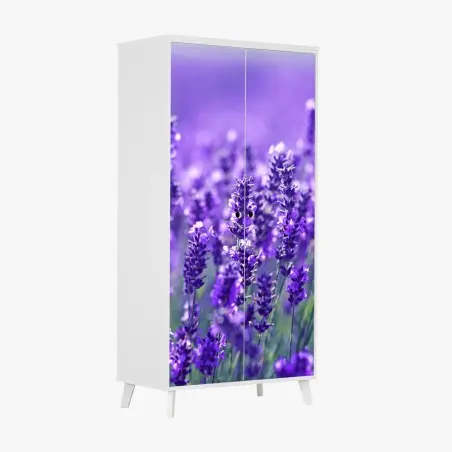Pegatina para armario campo de lavanda en primer plano – Pixers®