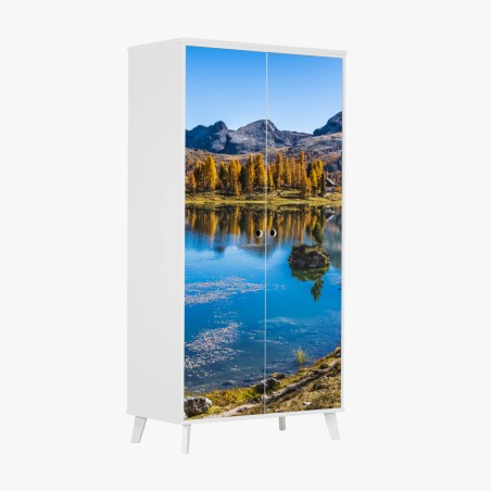 Pegatina para armario reflejos dorados en lago alpino – Pixers®