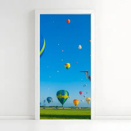 Pegatina para puerta amanecer en Chambley con globos aerostáticos sobre el campo – Pixers®