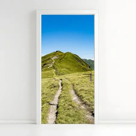 Pegatina para puerta sendero serpenteante en los Alpes de Zillertal – Pixers®