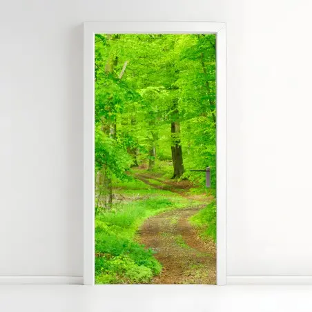 Pegatina para puerta sendero sereno en bosque primaveral – Pixers®