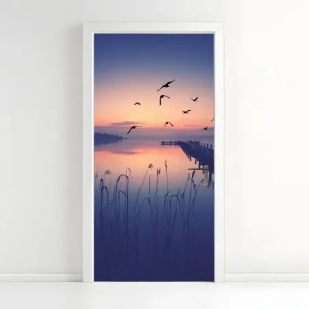 Pegatina para puerta muelle al amanecer en tonos pastel – Pixers®