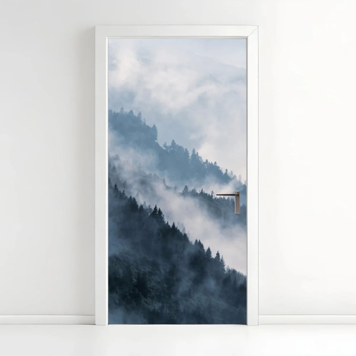 Pegatina para puerta siluetas de montañas entre la niebla – Pixers® Pegatina para puerta siluetas de montañas entre la niebla – Pixers®