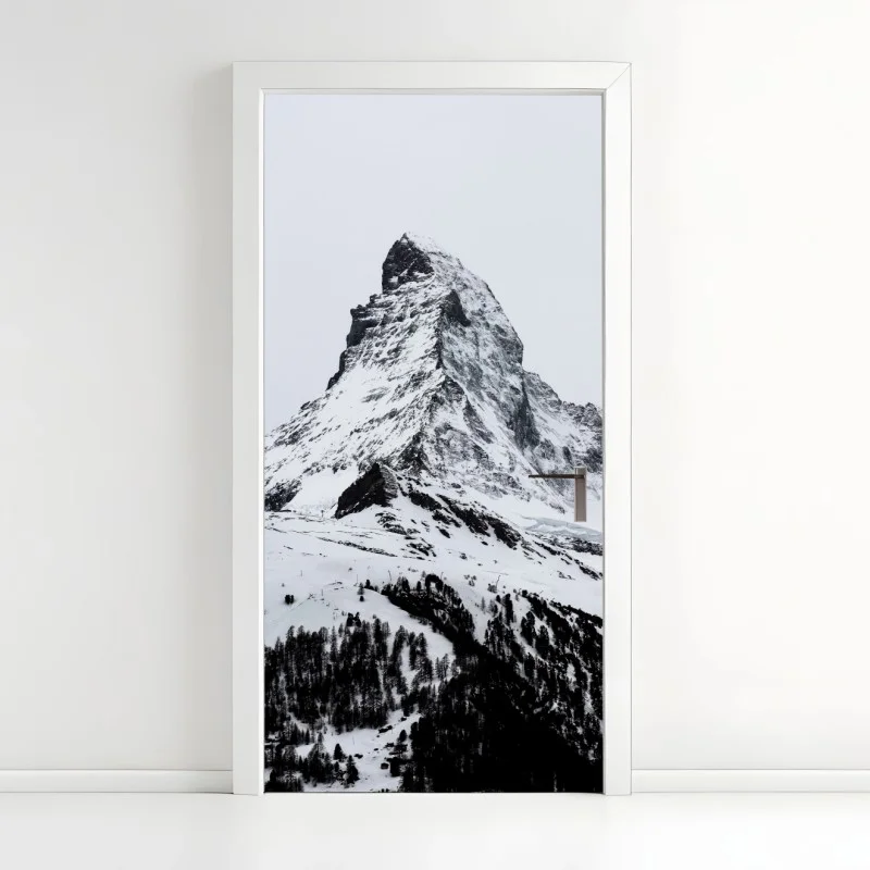 Pegatina para puerta cima nevada imponente