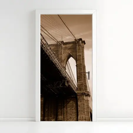 Pegatina para puerta vistas arquitectónicas del puente de Brooklyn en sepia – Pixers®