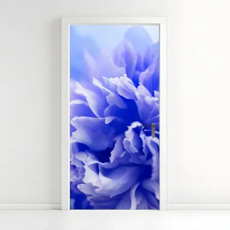 Pegatina para puerta flor azul abstracta en primer plano – Pixers®