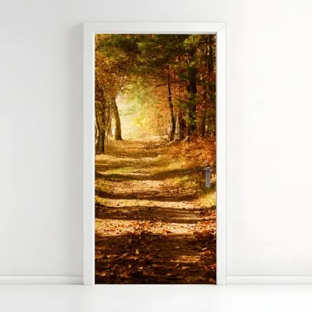 Pegatina para puerta sendero otoñal entre árboles – Pixers®