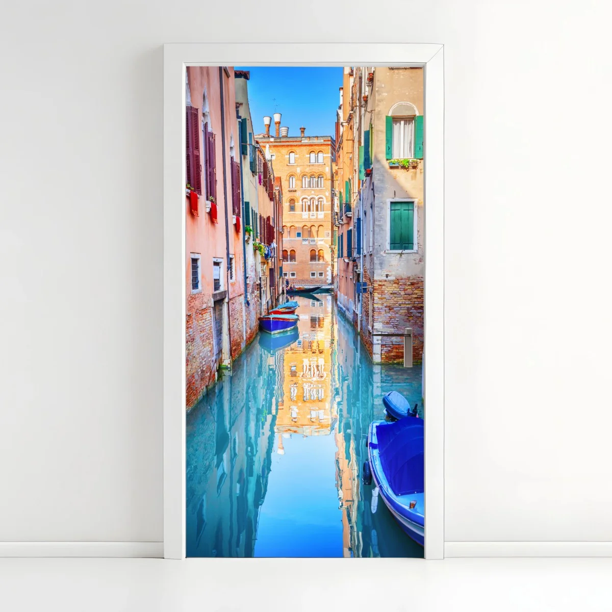Pegatina para puerta canal de Venecia con reflejos coloridos – Pixers® Pegatina para puerta canal de Venecia con reflejos coloridos – Pixers®