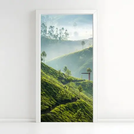Pegatina para puerta amanecer en las plantaciones de té de Munnar – Pixers®