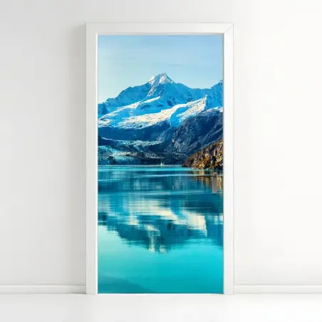 Pegatina para puerta majestad glaciar: paisaje de montaña y lago turquesa – Pixers®