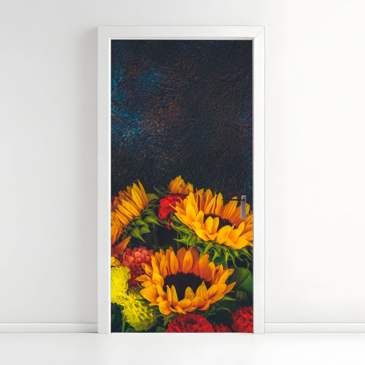 Pegatina para puerta girasoles vibrantes sobre fondo oscuro – Pixers®