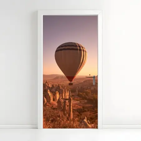 Pegatina para puerta amanecer en Cappadocia con globo aerostático – Pixers®