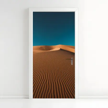 Pegatina para puerta dunas doradas bajo cielo azul profundo – Pixers®