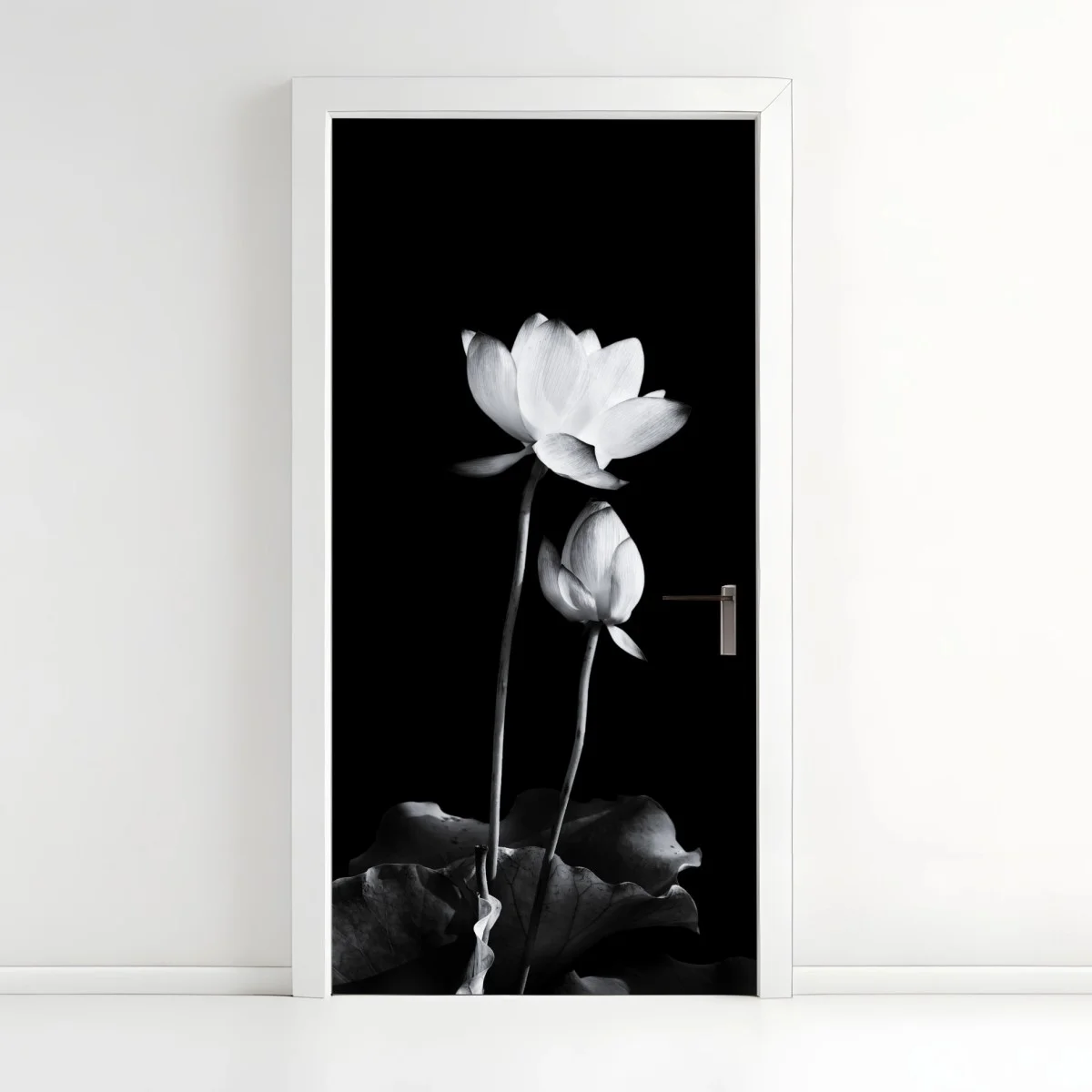 Pegatina para puerta loto en contraste monocromo y minimalista – Pixers® Pegatina para puerta loto en contraste monocromo y minimalista – Pixers®