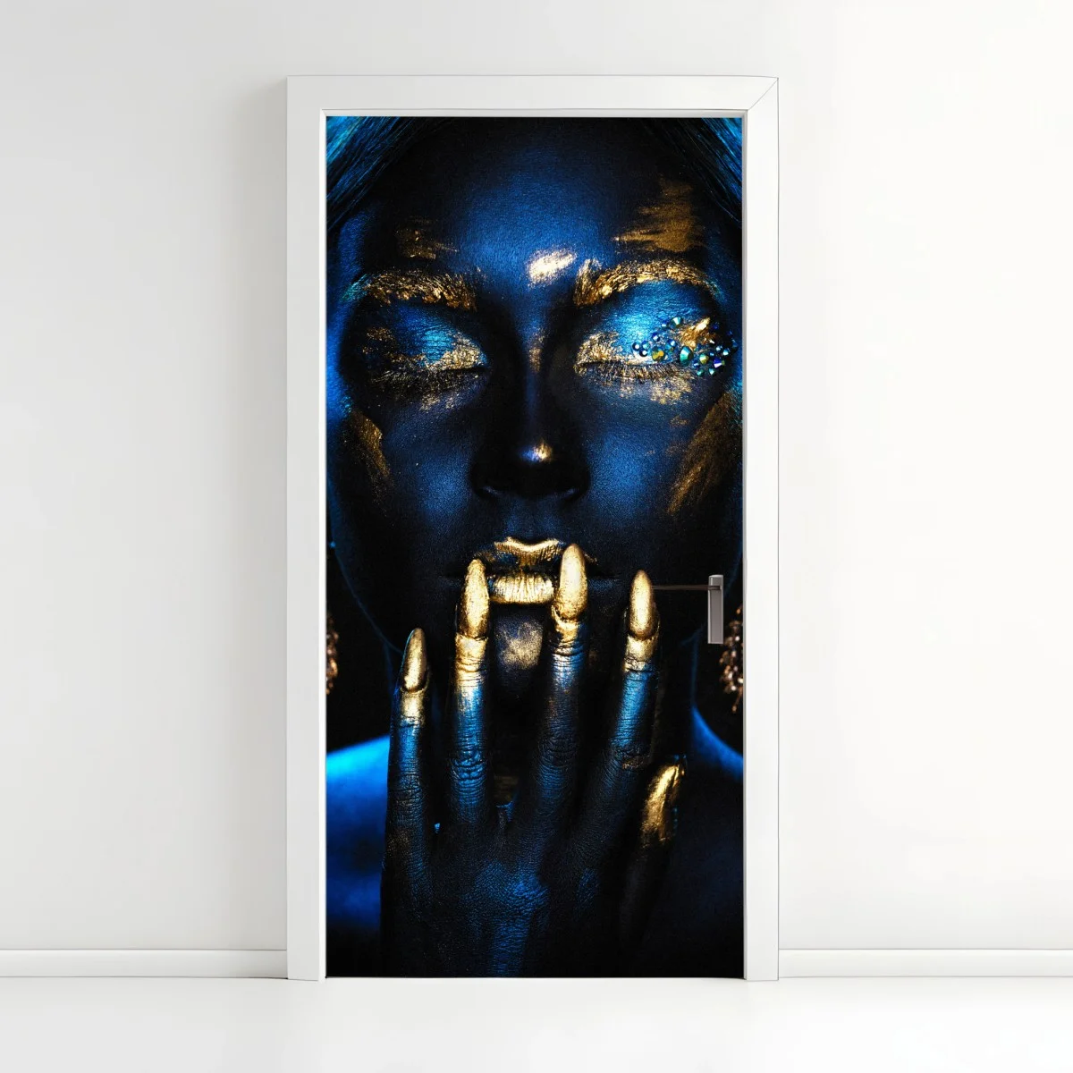 Pegatina para puerta enigma azul y dorado: retrato metálico – Pixers® Pegatina para puerta enigma azul y dorado: retrato metálico – Pixers®
