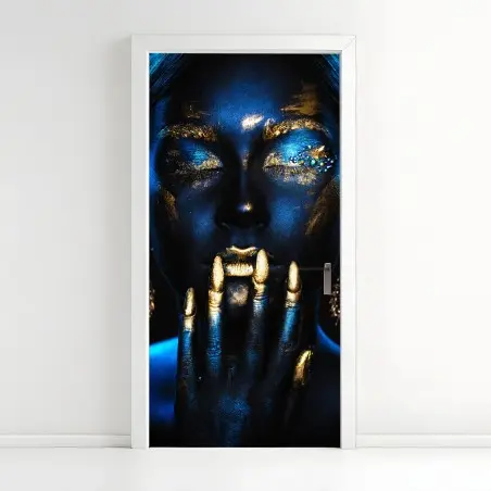 Pegatina para puerta enigma azul y dorado: retrato metálico – Pixers®