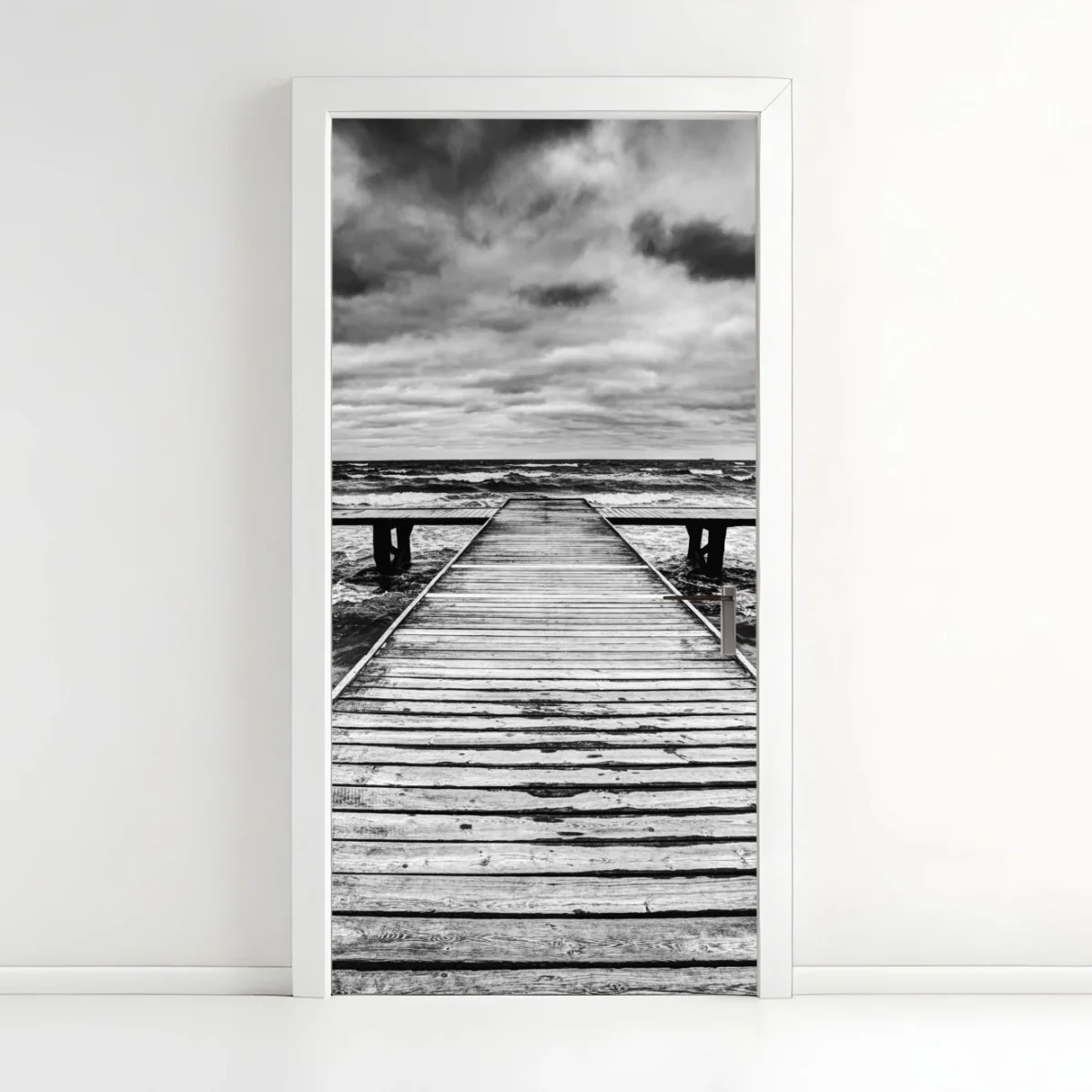 Pegatina para puerta muelle solitario sobre mar tempestuoso – Pixers® Pegatina para puerta muelle solitario sobre mar tempestuoso – Pixers®