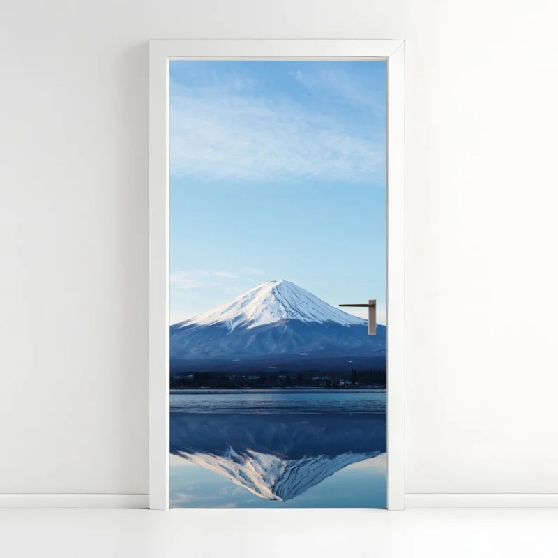 Pegatina para puerta paisaje sereno de Monte Fuji al amanecer