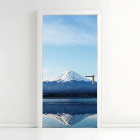 Pegatina para puerta paisaje sereno de Monte Fuji al amanecer – Pixers®
