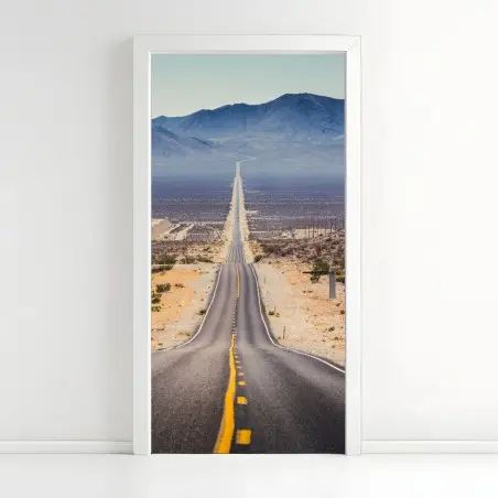 Pegatina para puerta carretera infinita hacia las montañas – Pixers®