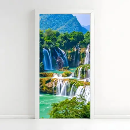 Pegatina para puerta oasis de cascadas en tonos esmeralda – Pixers®