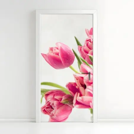 Pegatina para puerta tulipanes rosas con gotas de rocío – Pixers®