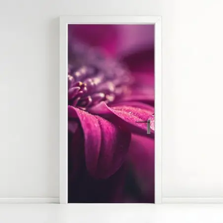 Pegatina para puerta pétalo púrpura con gota de rocío – Pixers®