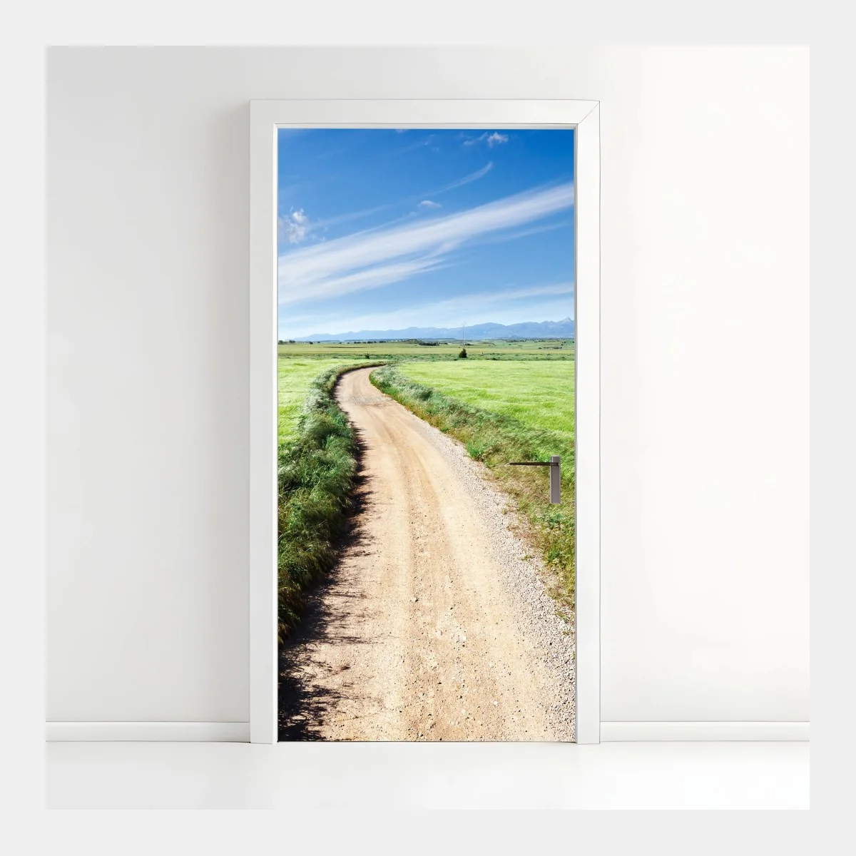 Pegatina para puerta camino campestre hacia montañas bajo cielo azul – Pixers® Pegatina para puerta camino campestre hacia montañas bajo cielo azul – Pixers®