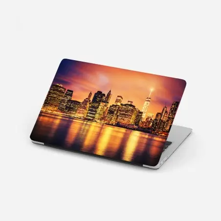 Pegatina para portátil atmósfera dorada de Manhattan al atardecer – Pixers®