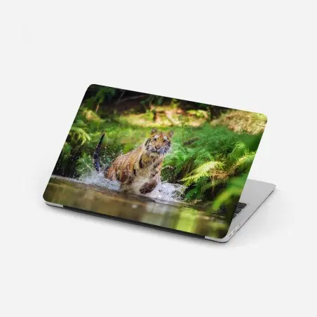 Pegatina para portátil tigre en movimiento entre agua y bosque – Pixers®