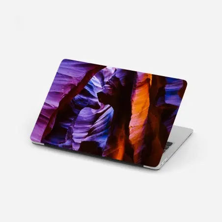 Pegatina para portátil paisaje abstracto del cañón en tonos púrpura y naranja – Pixers®