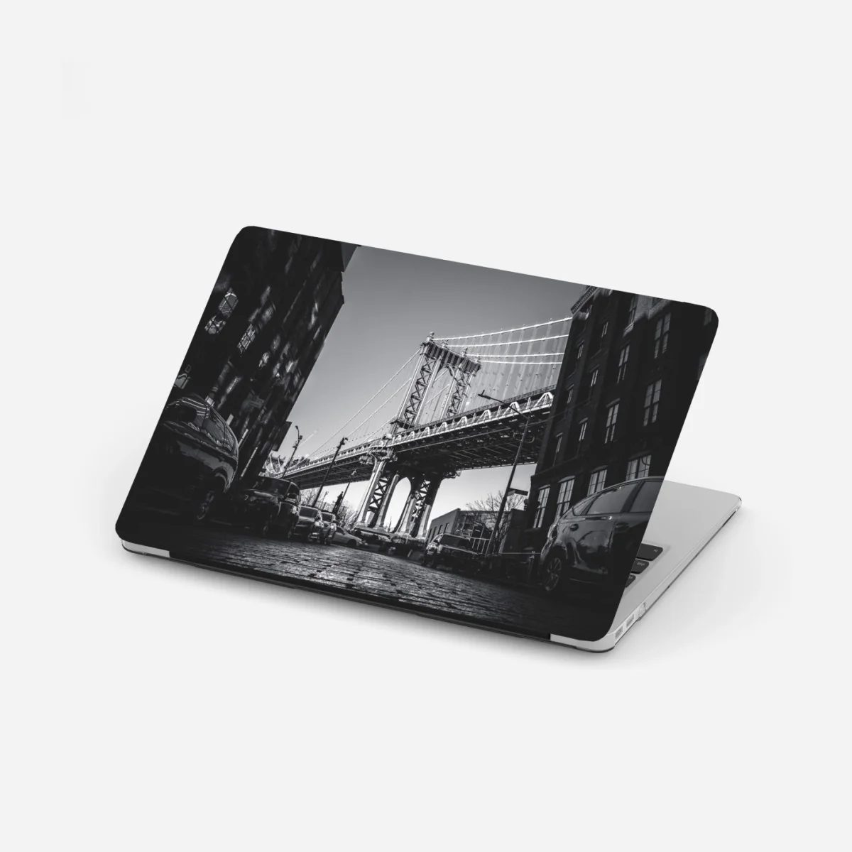 Pegatina para portátil vista icónica del puente de Manhattan en blanco y negro – Pixers® Pegatina para portátil vista icónica del puente de Manhattan en blanco y negro – Pixers®