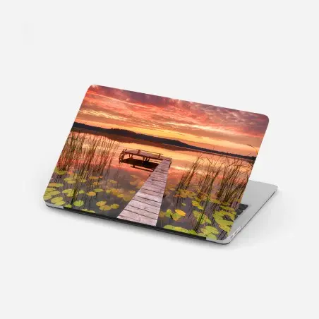 Pegatina para portátil amanecer en el muelle del lago – Pixers®
