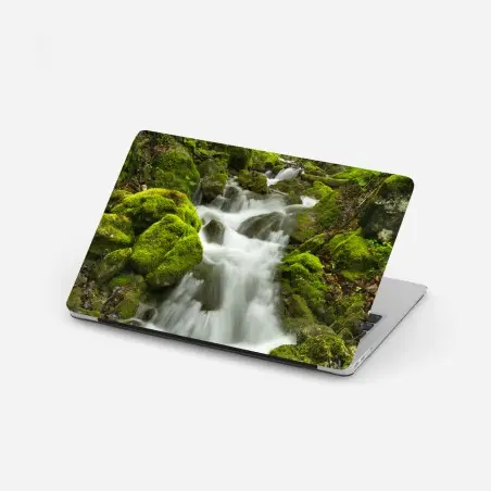 Pegatina para portátil oasis de agua en Slovenský Raj – Pixers®
