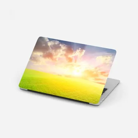 Pegatina para portátil atardecer dorado en pradera – Pixers®
