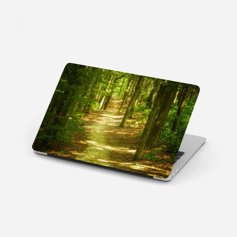 Pegatina para portátil sendero luminoso en el bosque