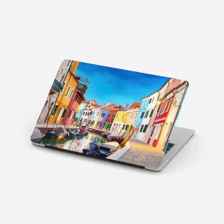 Pegatina para portátil vibrante escena de las casas de Burano en Venecia – Pixers®