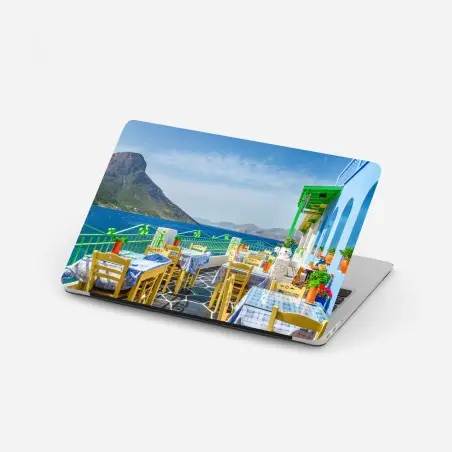 Pegatina para portátil terraza mediterránea con vistas al mar – Pixers®