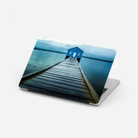 Pegatina para portátil caseta azul al final del muelle – Pixers®