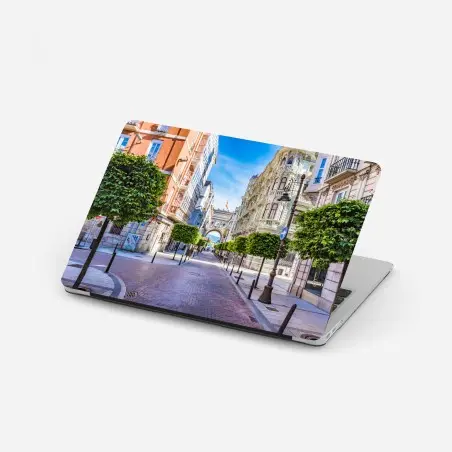 Pegatina para portátil paisaje urbano de Santander con arco hacia el mar – Pixers®
