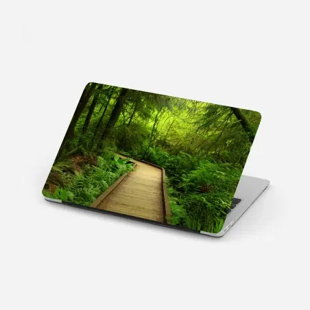 Pegatina para portátil sendero verde en bosque encantado – Pixers®
