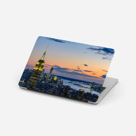 Pegatina para portátil puesta de sol en Nueva York con Empire State Building iluminado – Pixers®